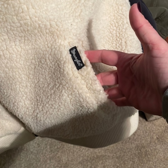 Wrangler Retro Sherpa Coat - Picture 3 of 3